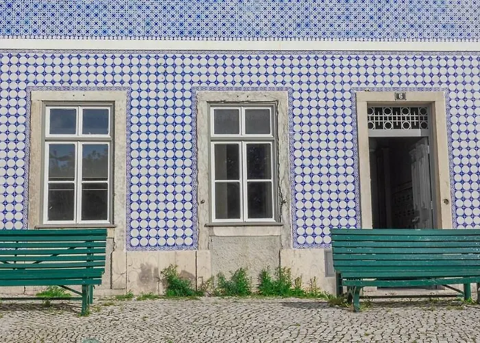 Alfama Blue Studio Loft Apartment - By Lu Holidays